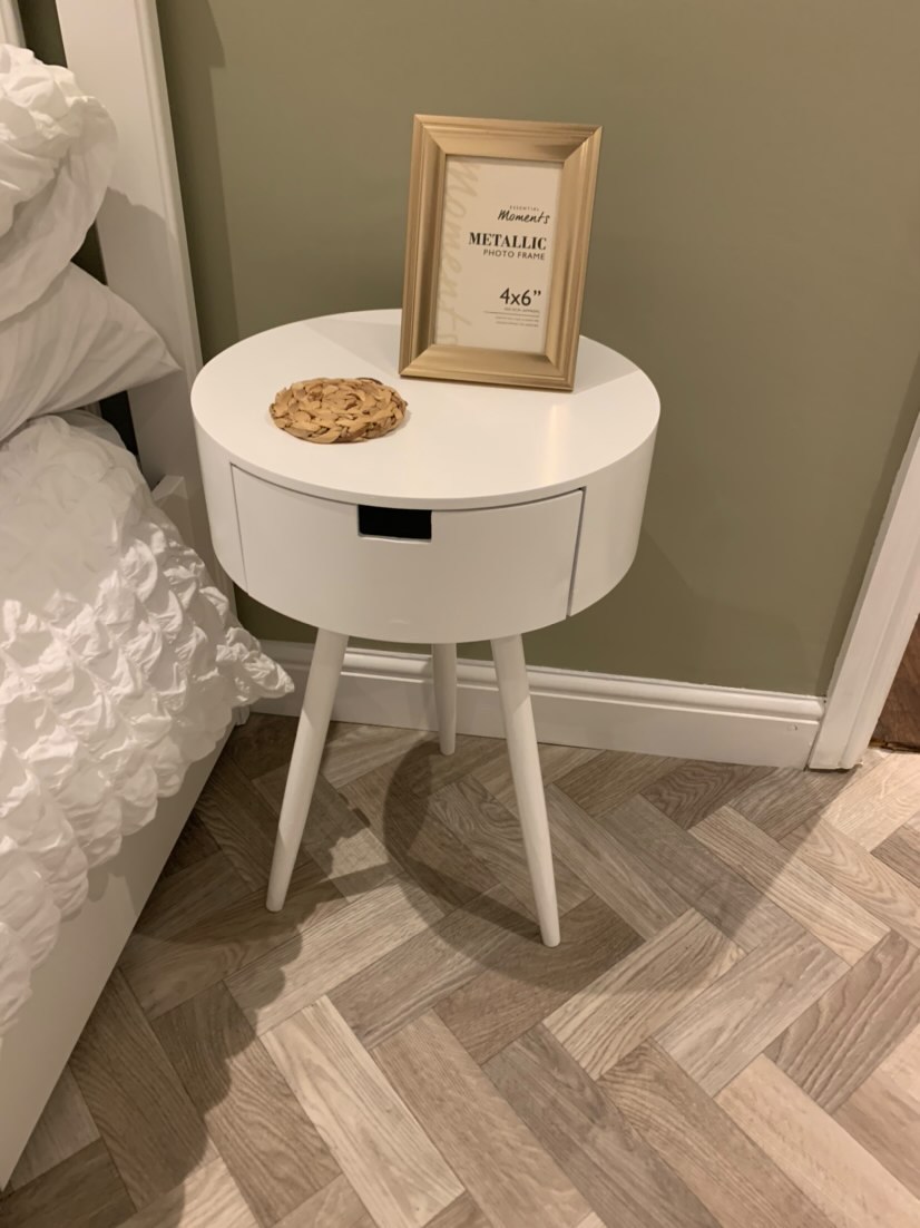 Tamar - Cooper Beige Bedroom