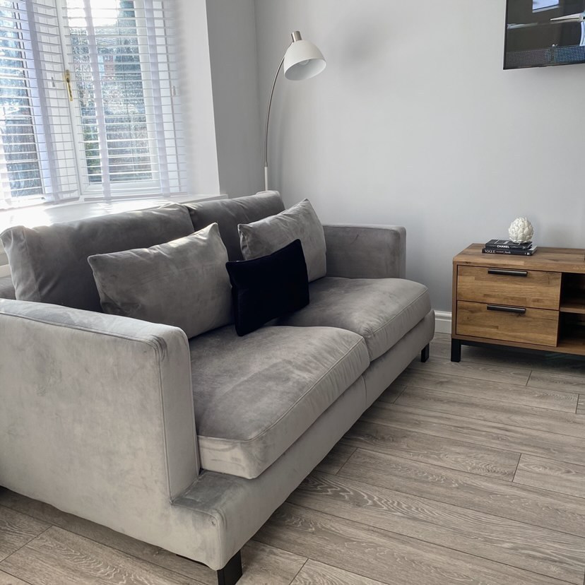 Stunning Brown Laminate  