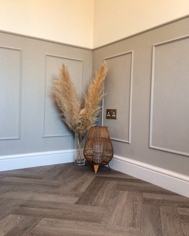 Eros - Dursley Brown Hallway