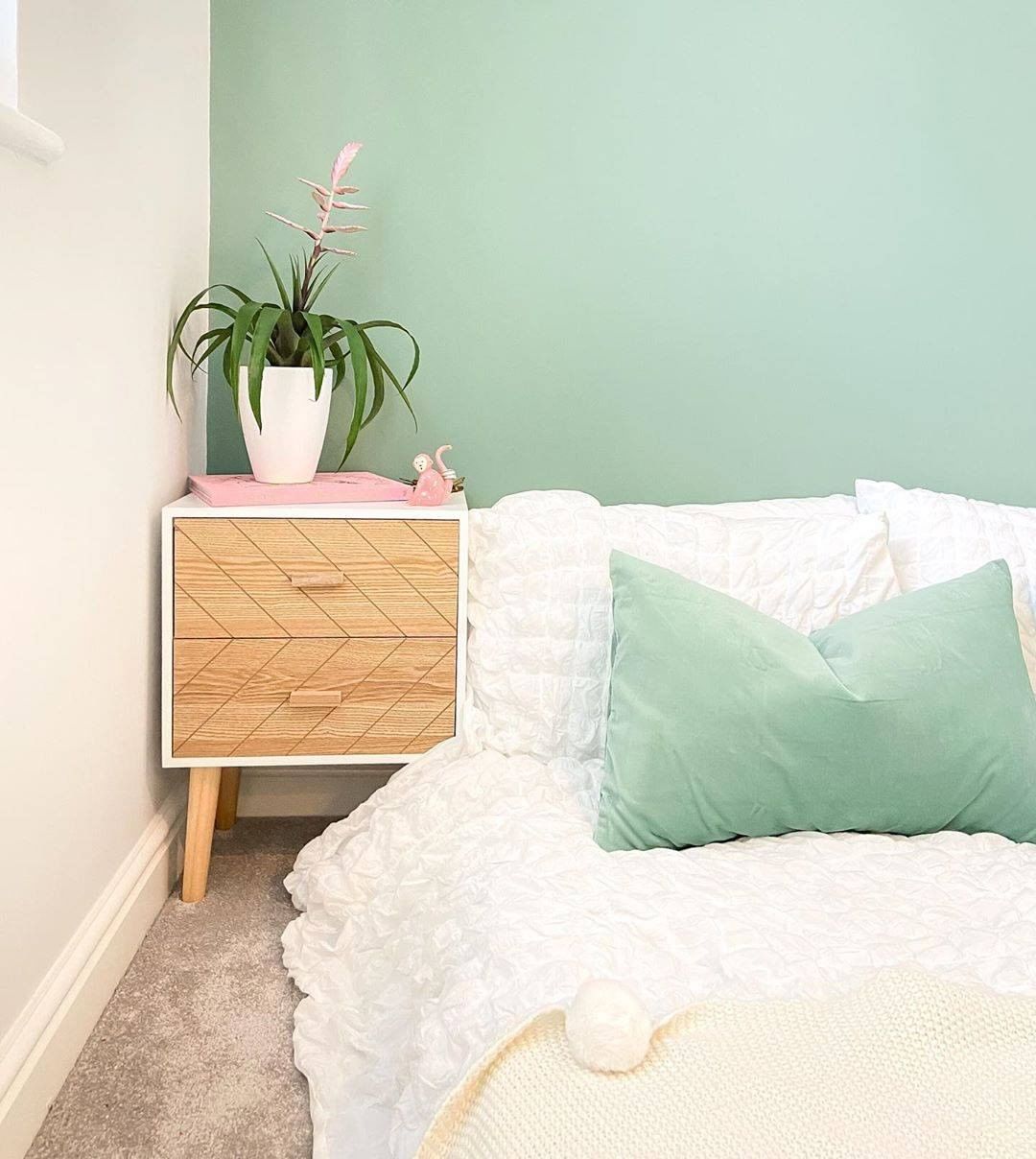 Arundel Carpet Grey Bedroom