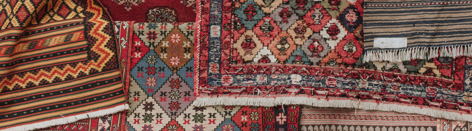 Everything You Need to Know on How to Style a Rug| Tapi Carpets