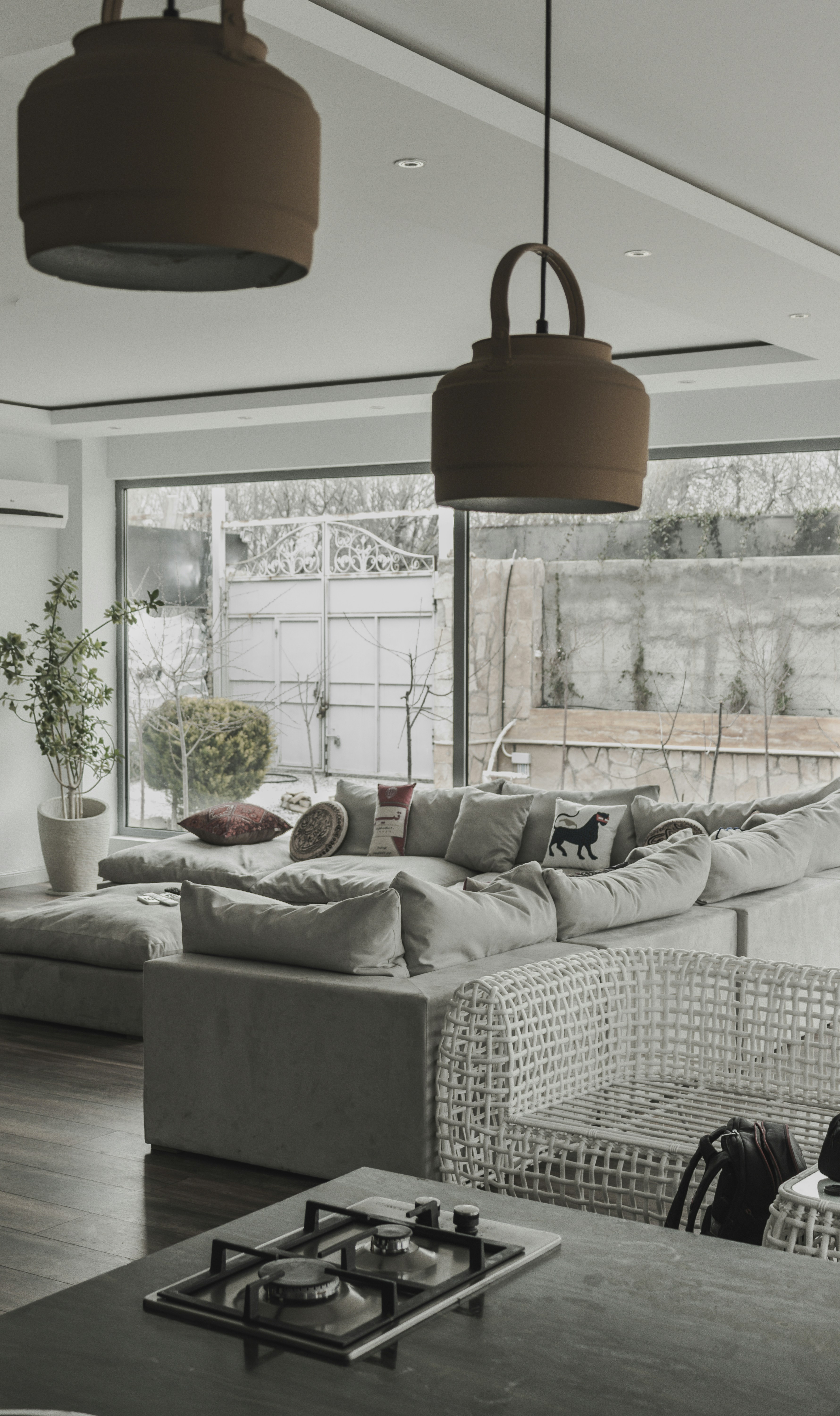 What colours match with grey walls?