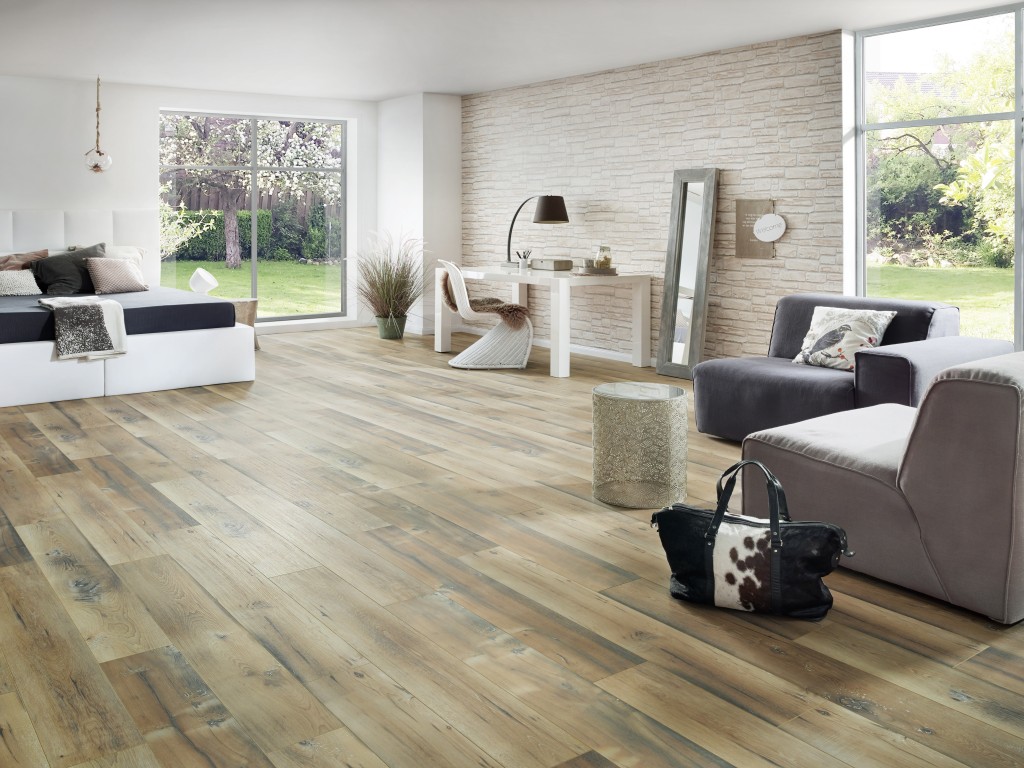 Tapi Barnes laminate floor