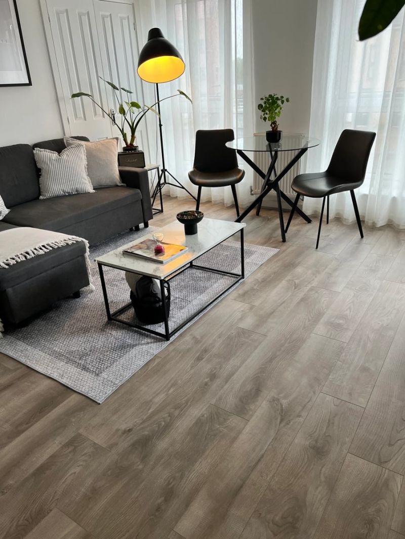 Kefe - Weathered Oak