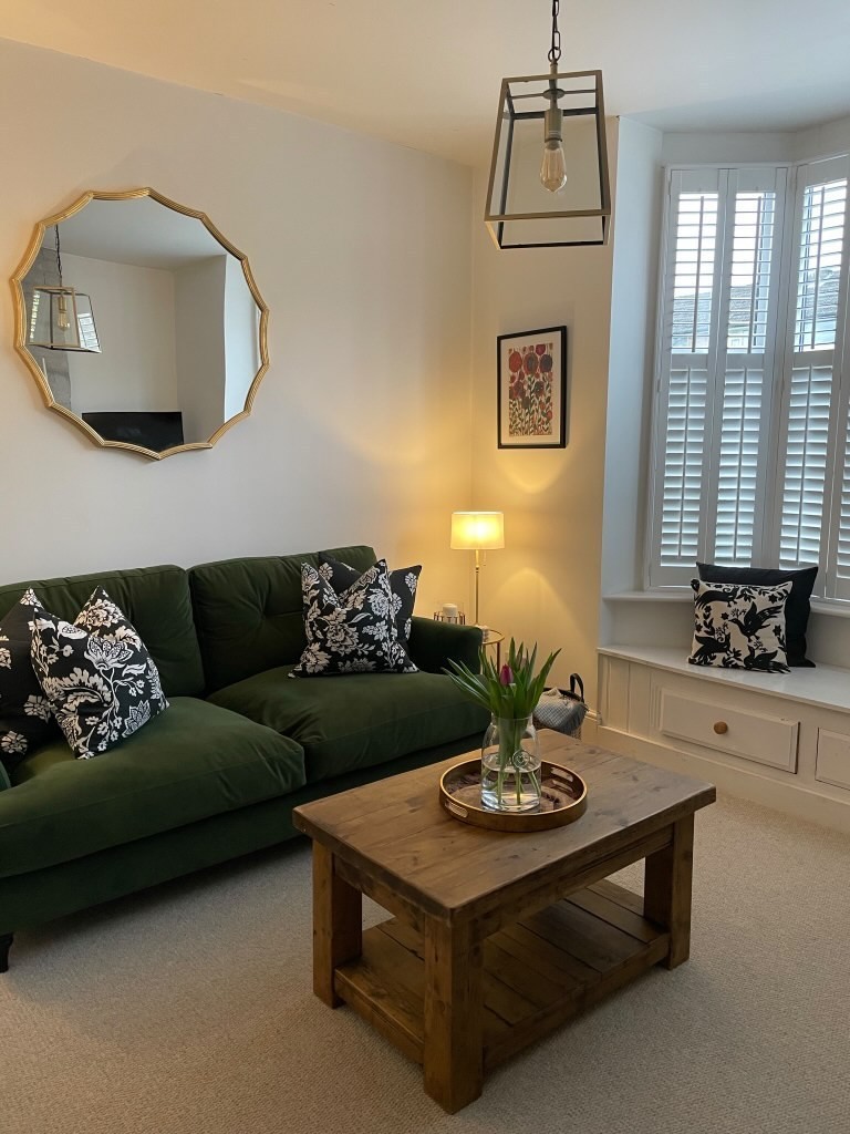 Hyde Park - Parchment Beige Living Room