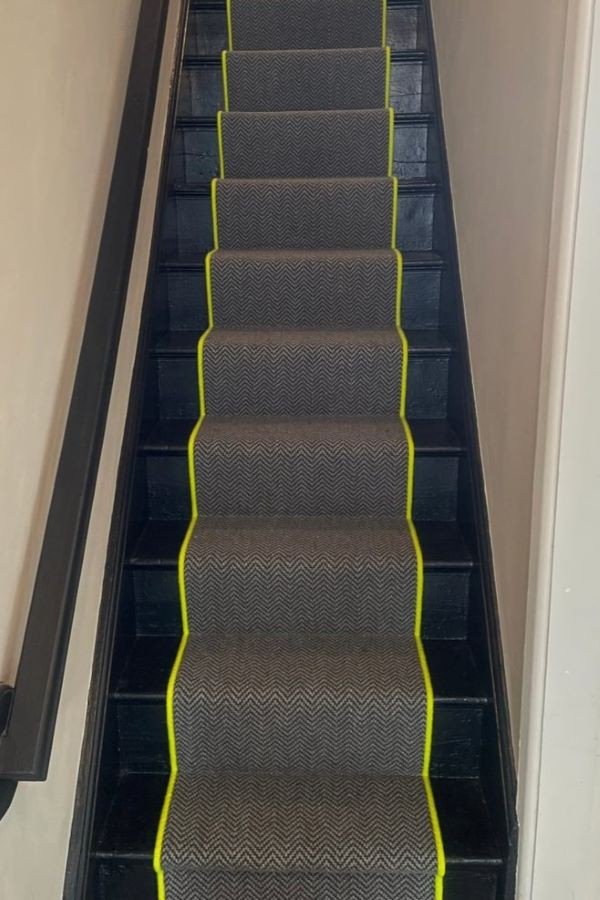 Flatweave Classic Herringbone in Wiching with Neon Yellow Whipping Grey Stairs