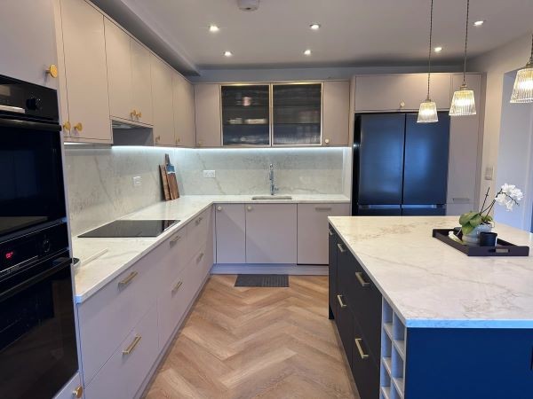 Sonata - Beauvais Brown Kitchen