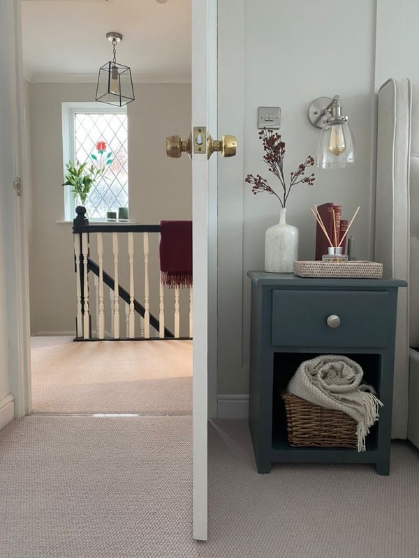 Cadiz - Beige Cobble  Beige Bedroom