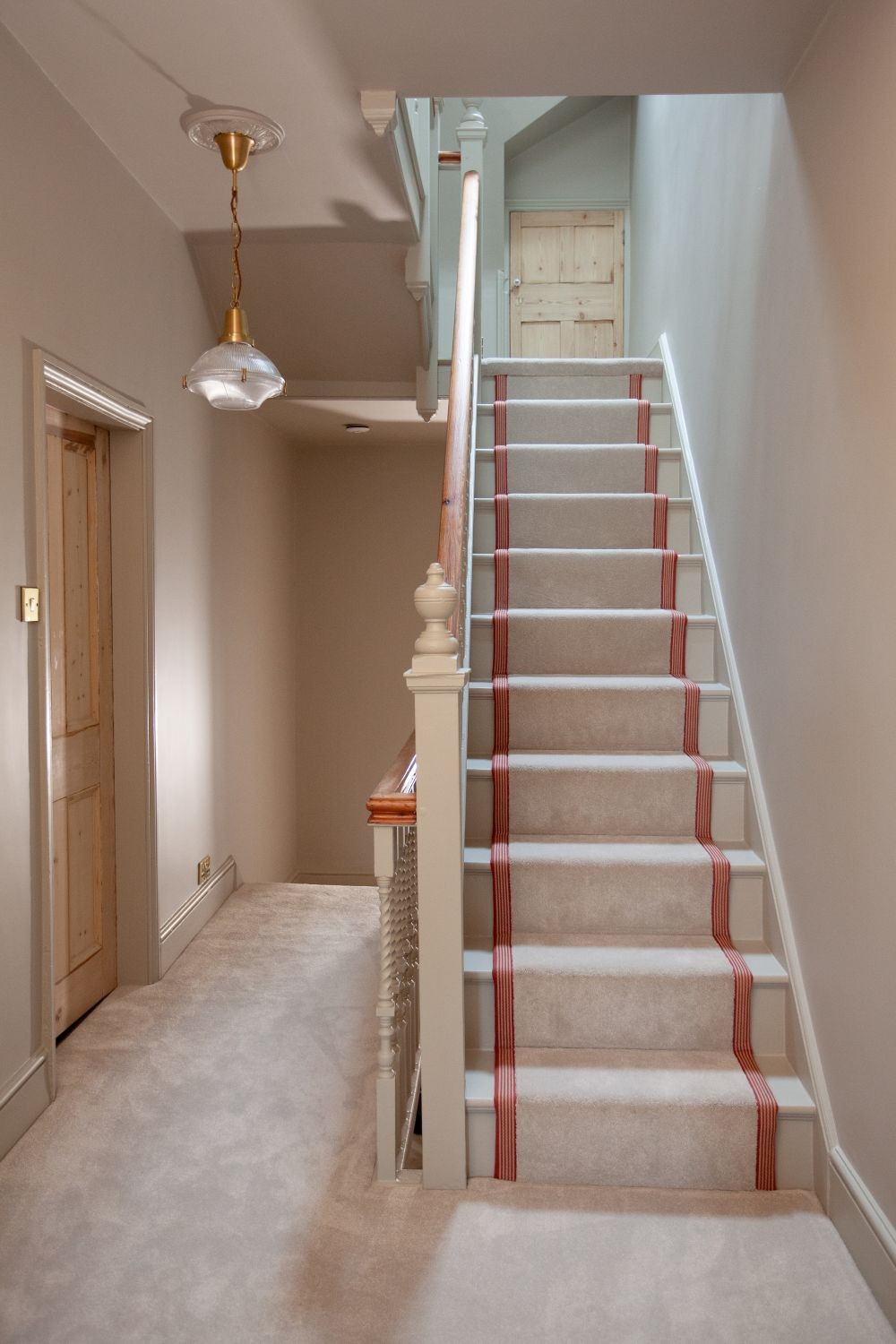 Palladium - Meadow Mist Beige Stairs