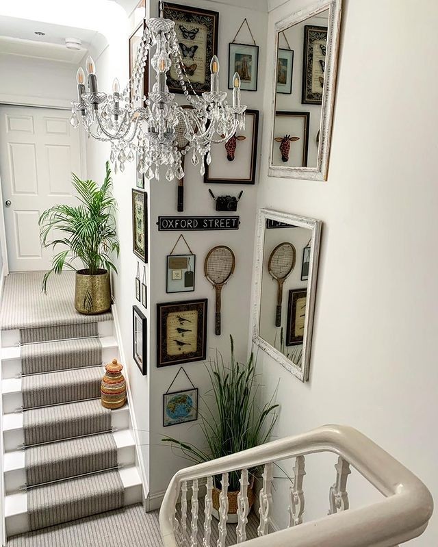 Leo - Coalmine Multicoloured Stairs