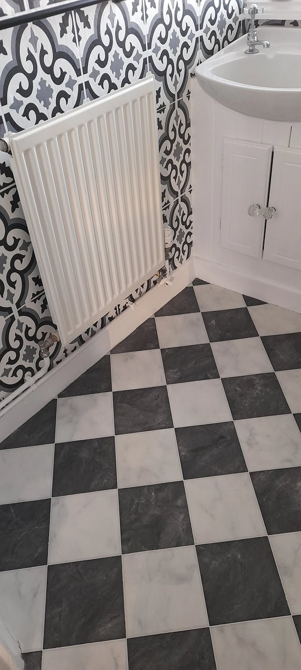 Rapport - Etienne Multicoloured Bathroom